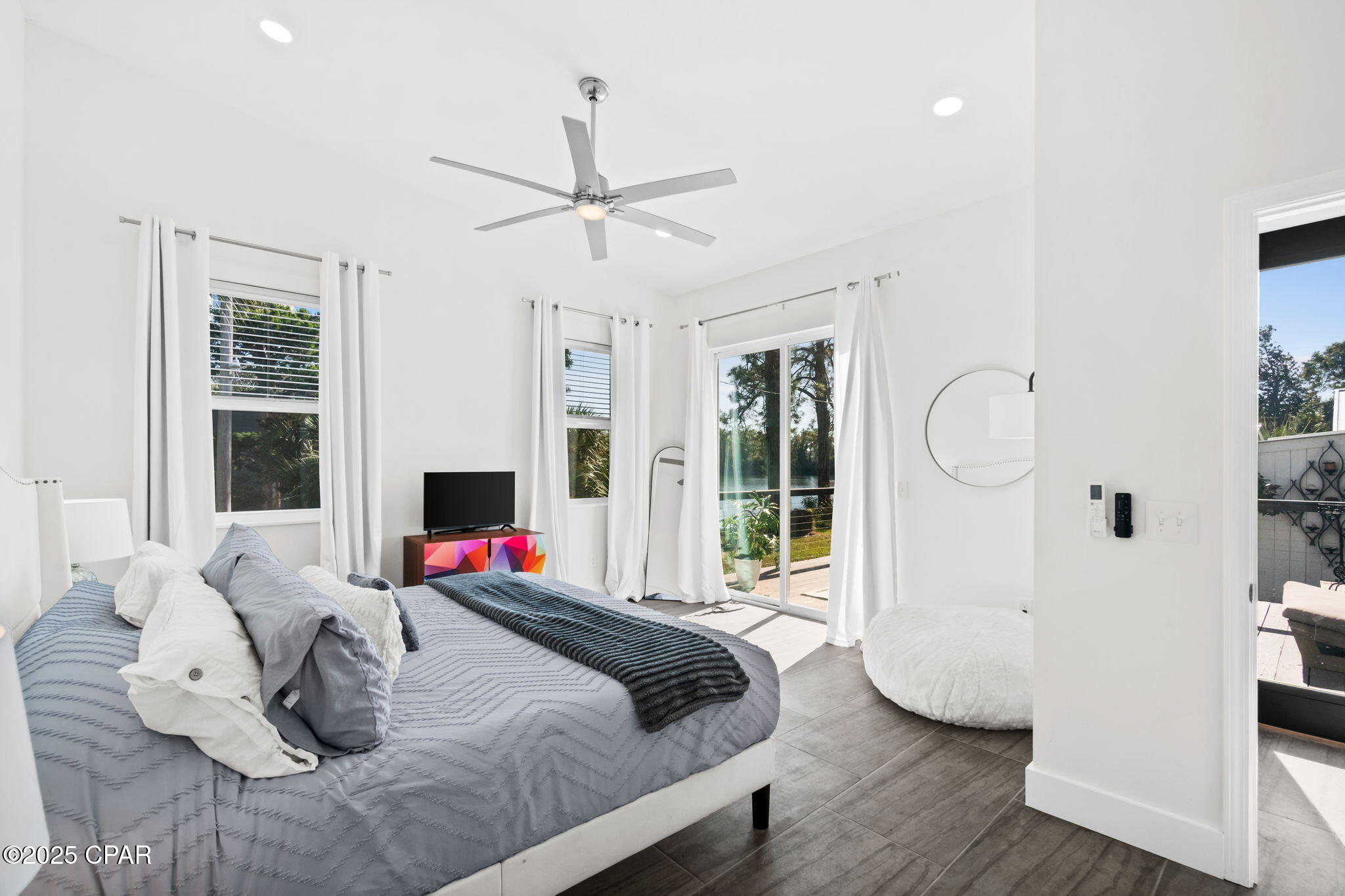 Image 21 For 716 Florida Avenue