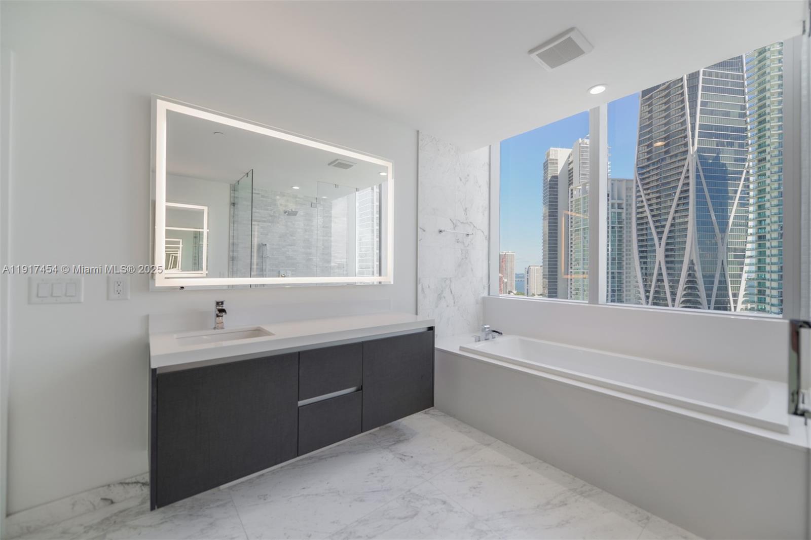 851 NE 1st Ave #2801, Miami FL 33132