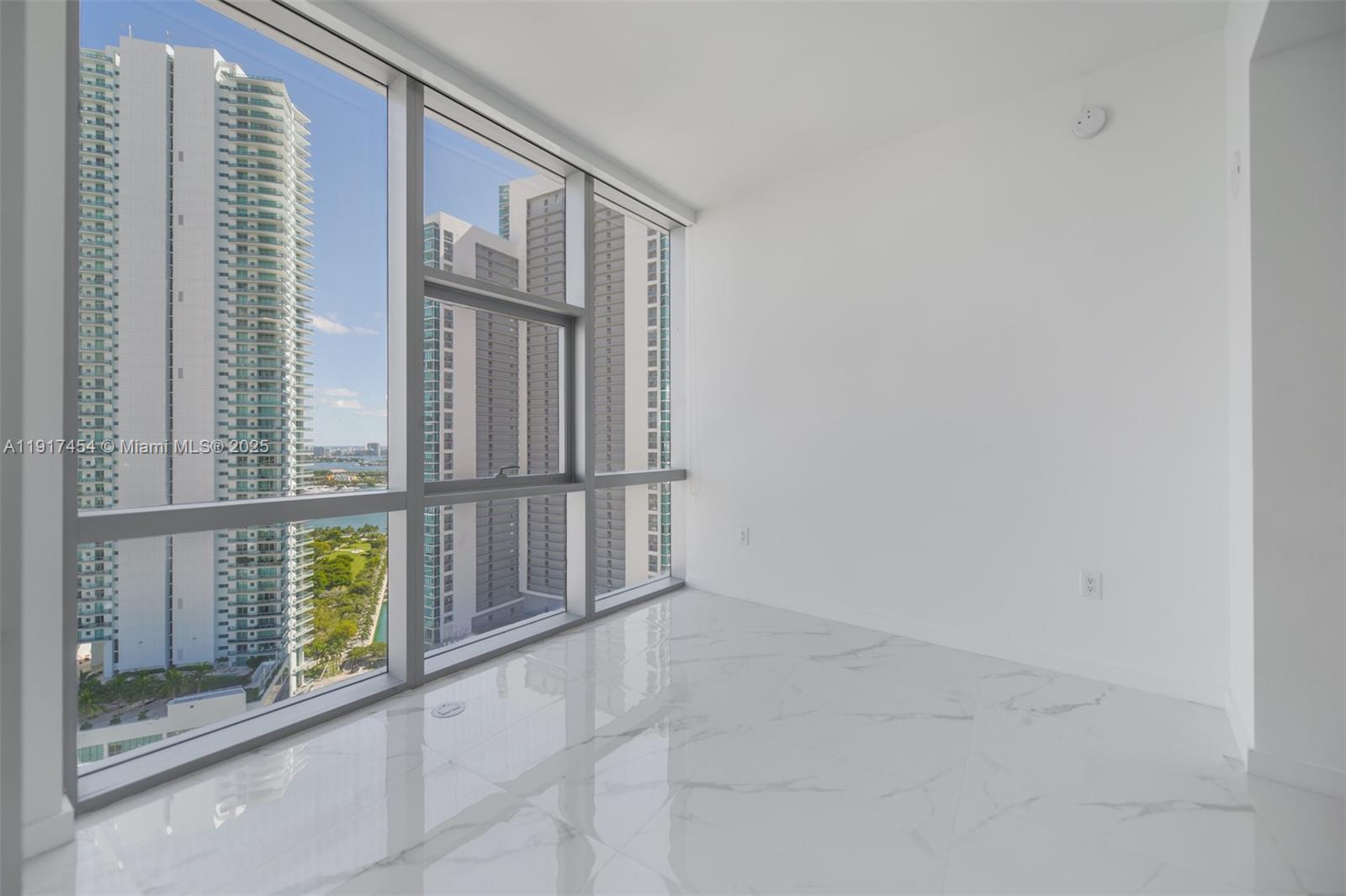851 NE 1st Ave #2801, Miami FL 33132