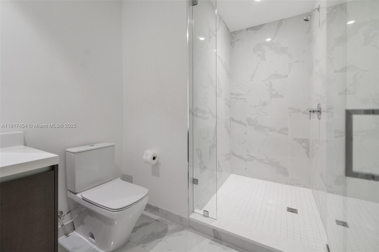 851 NE 1st Ave #2801, Miami FL 33132