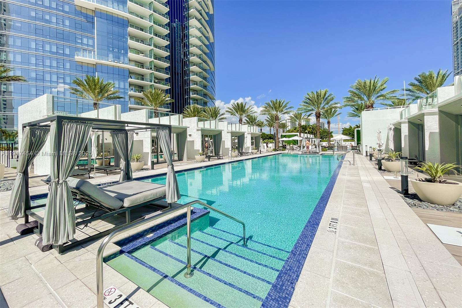 851 NE 1st Ave #2801, Miami FL 33132