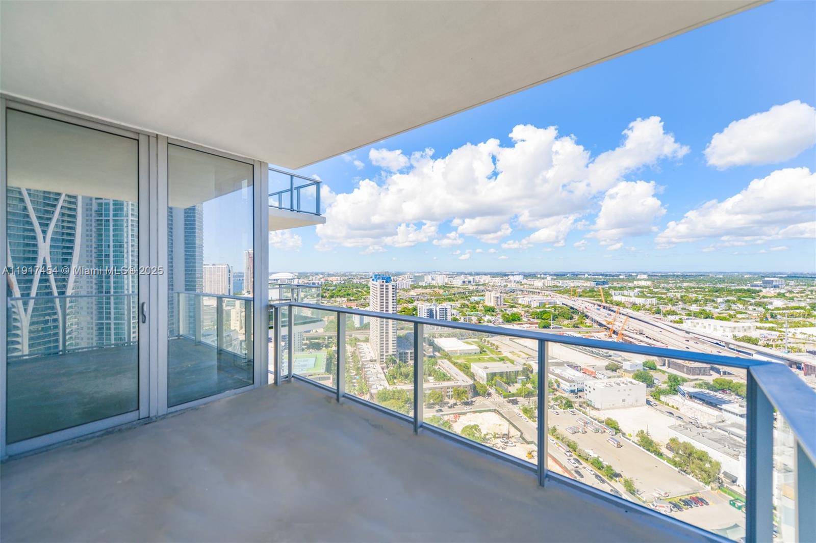 851 NE 1st Ave #2801, Miami FL 33132