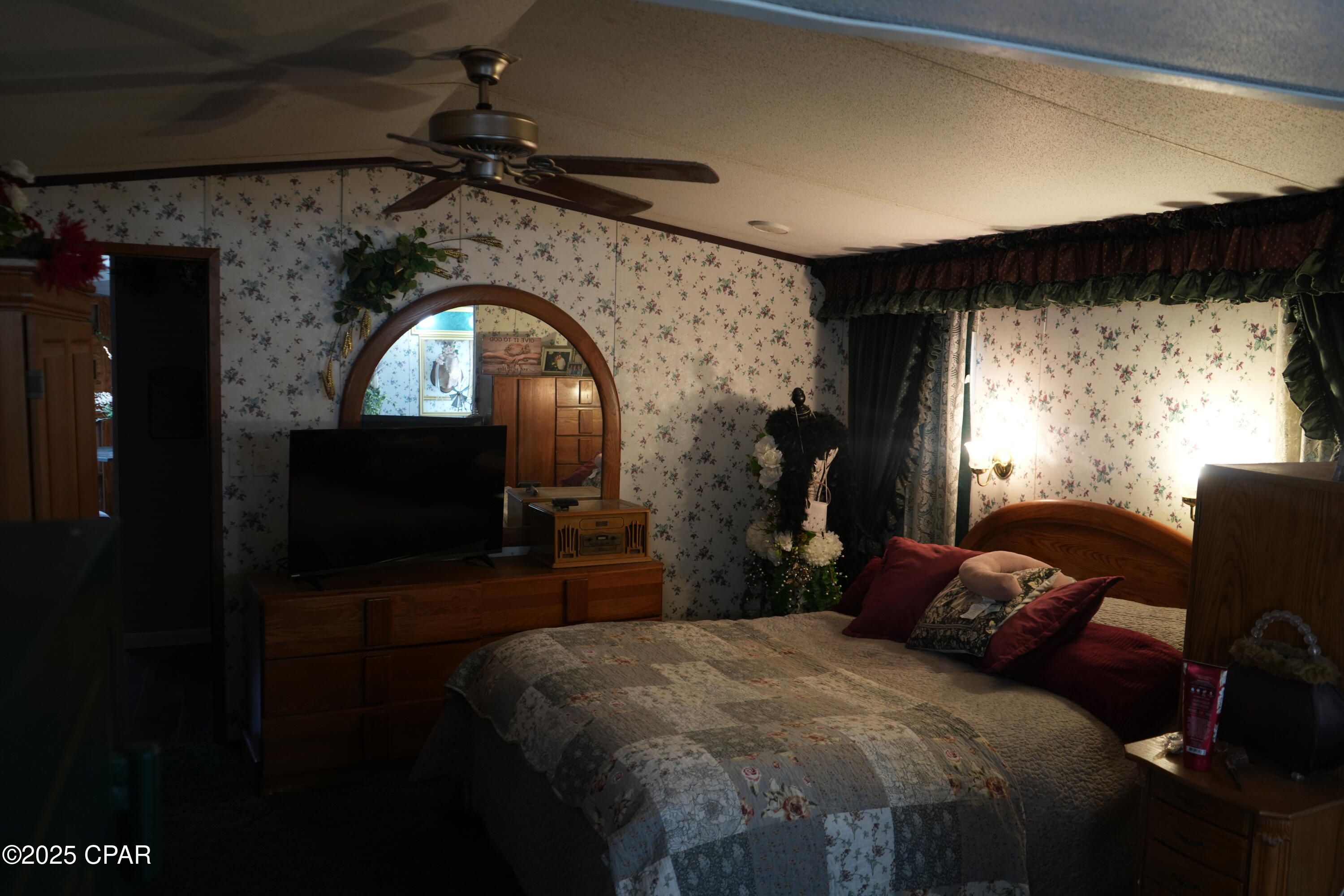 Image 7 For 9812 Morar Road