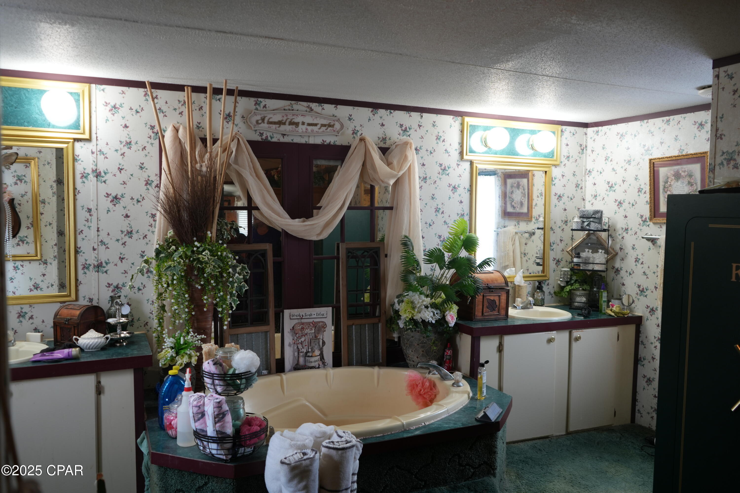 Image 8 For 9812 Morar Road