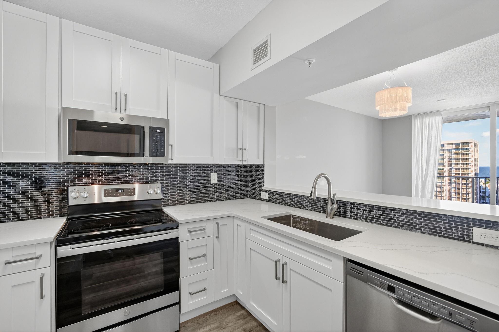 The Tides At Bridgeside S