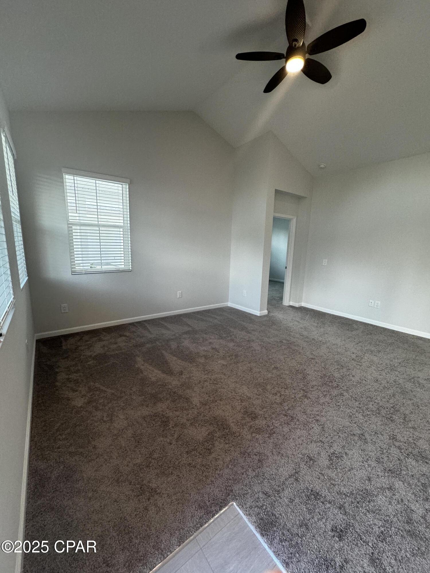 Image 6 For 8432 Dreams Float Court