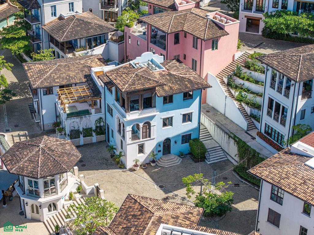 4 bed Single Family Homes For Sale in Santa Cruz, Guanacaste - 1