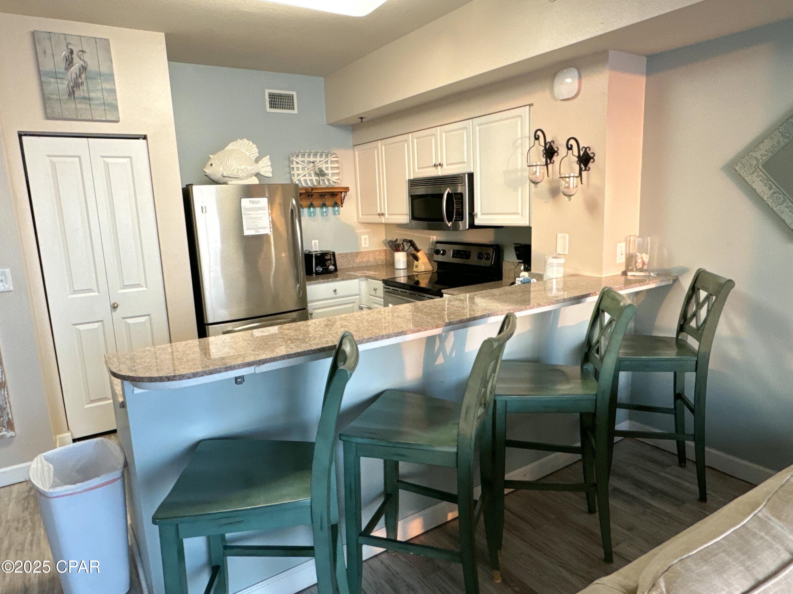 Image 10 For 9900 Thomas Drive 2330