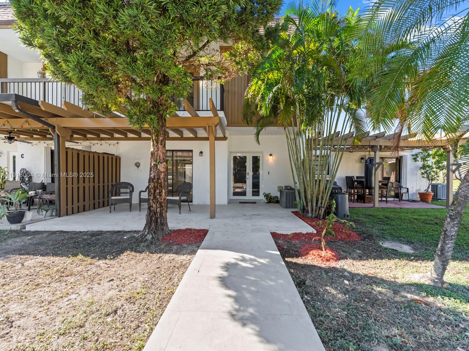 Woods Landing Condo Ph I