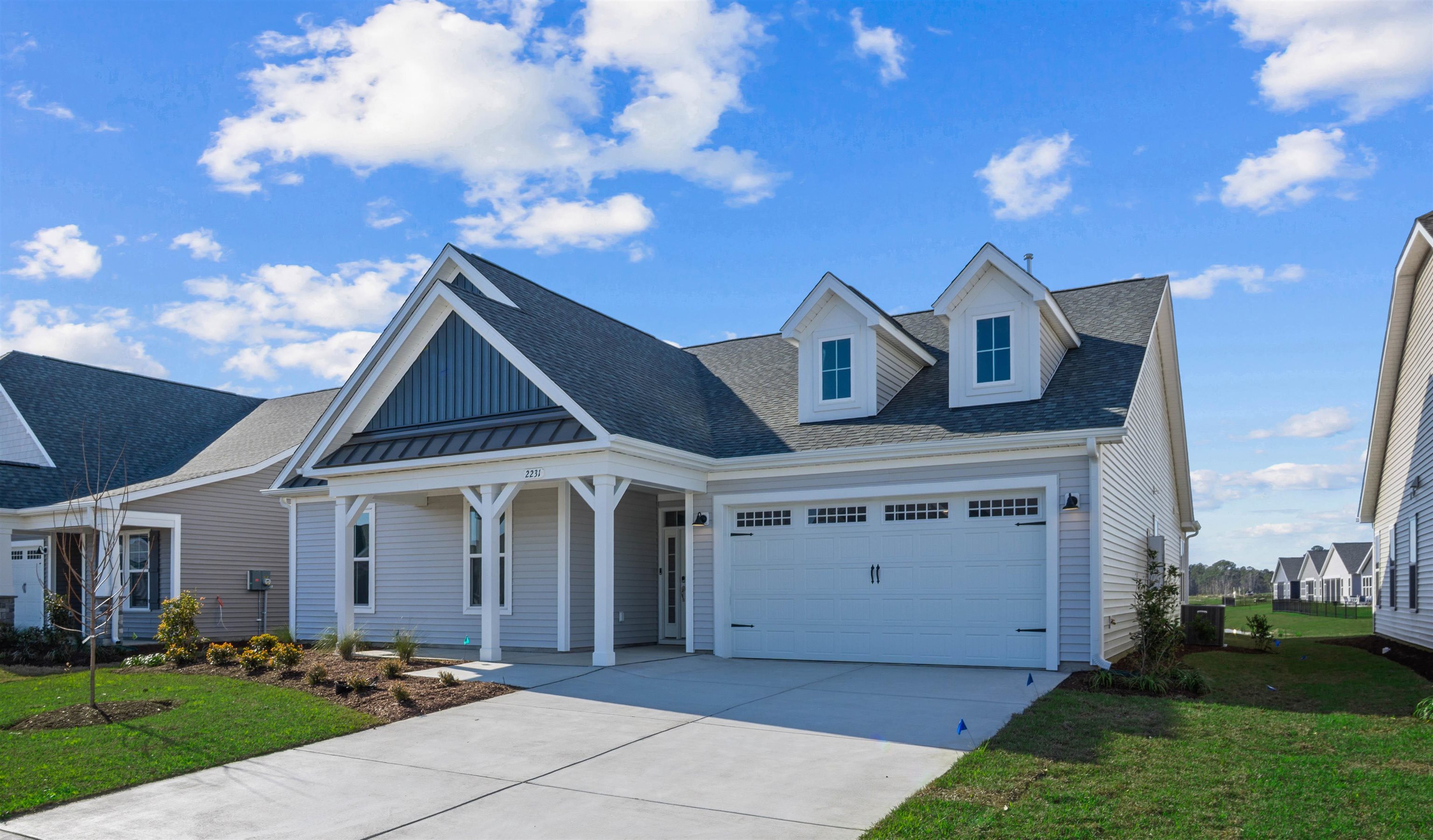 2231 Seagrape Dr. Little River, SC 29566