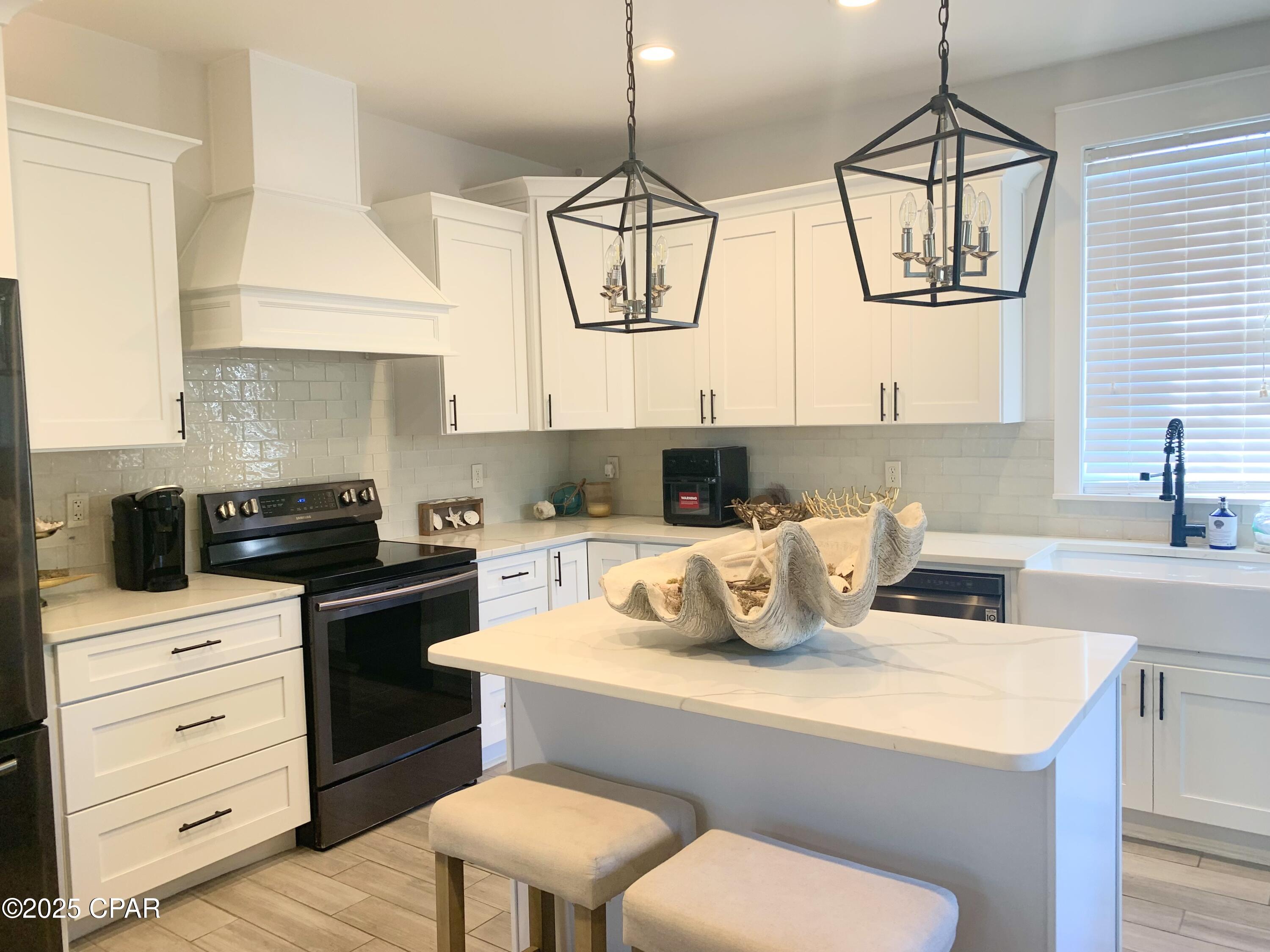 Image 19 For 3050 Highway 98  B15