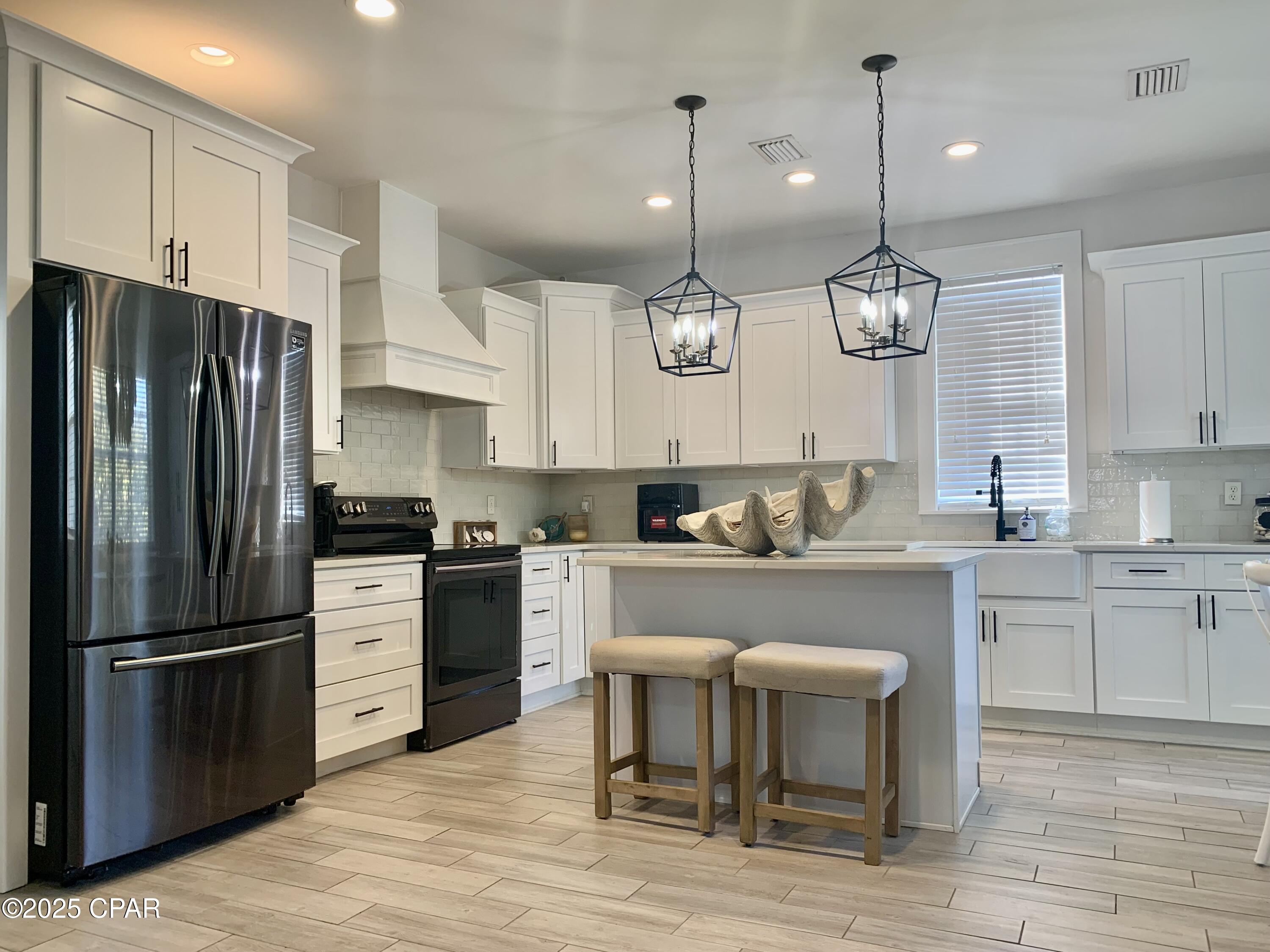 Image 24 For 3050 Highway 98  B15