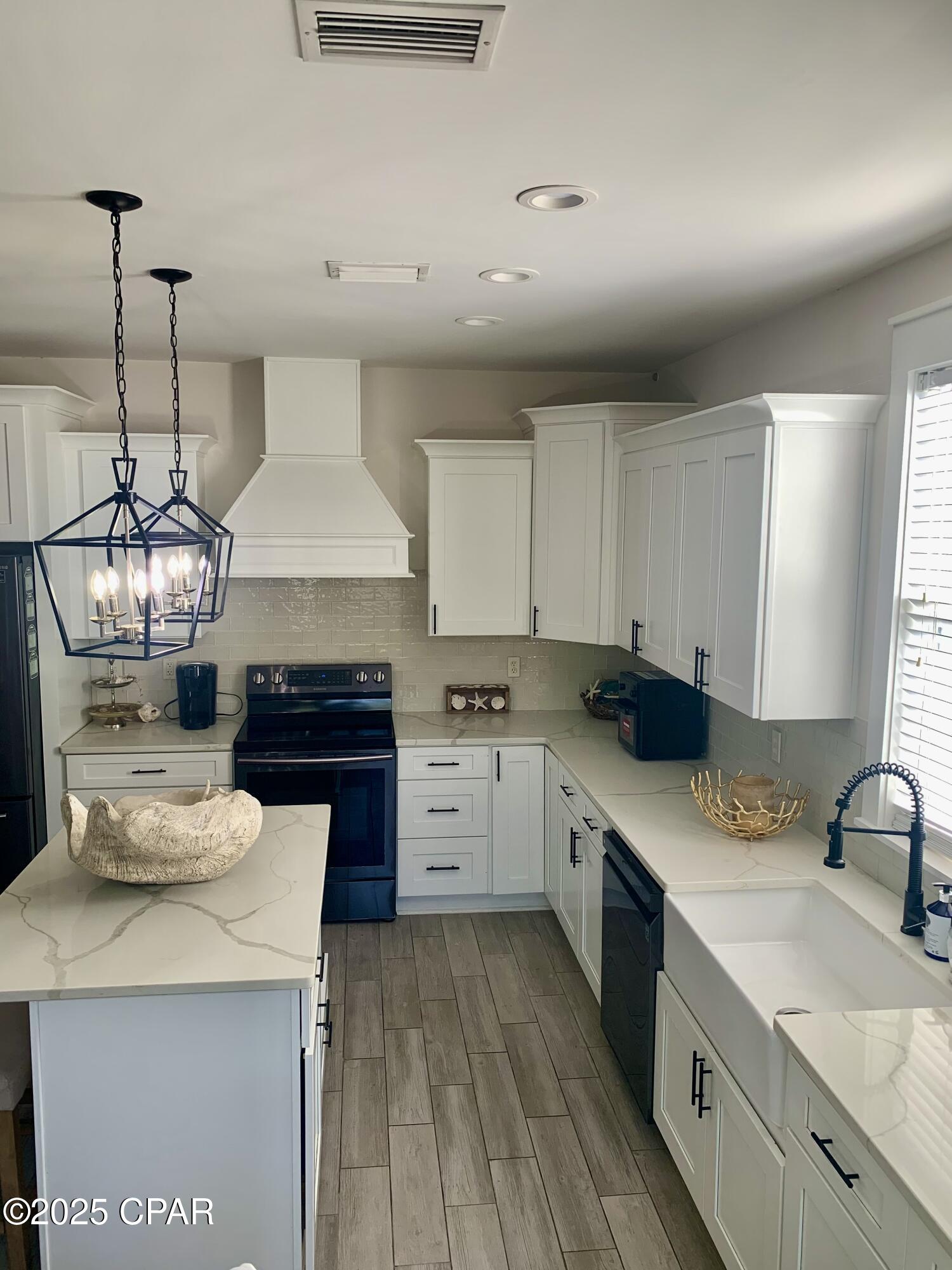 Image 28 For 3050 Highway 98  B15