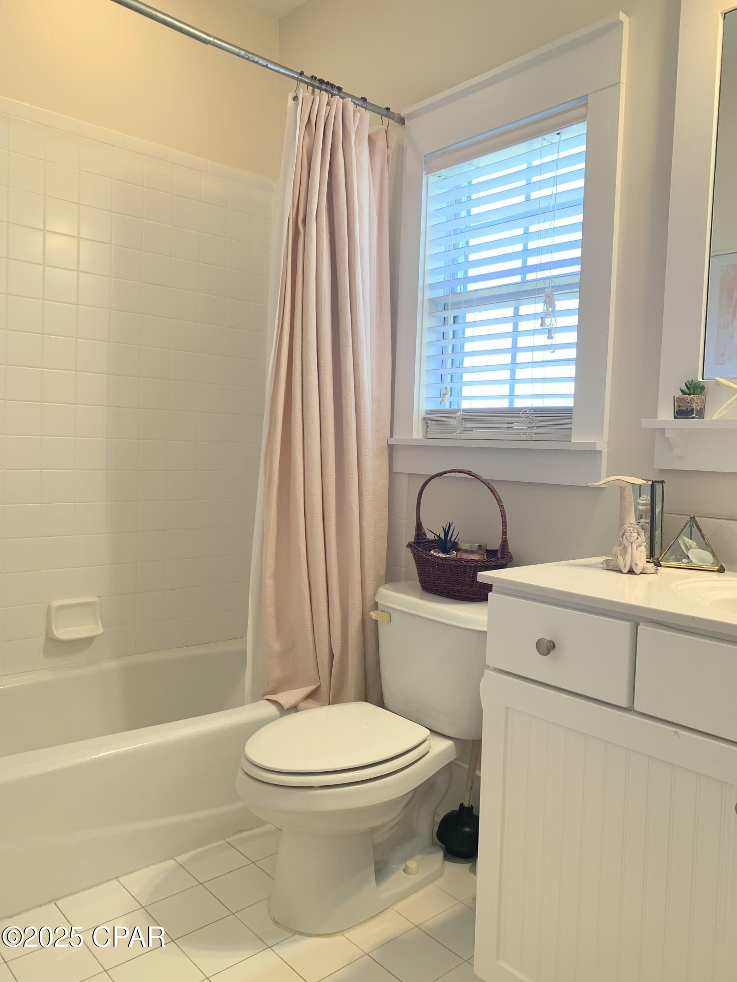 Image 63 For 3050 Highway 98  B15