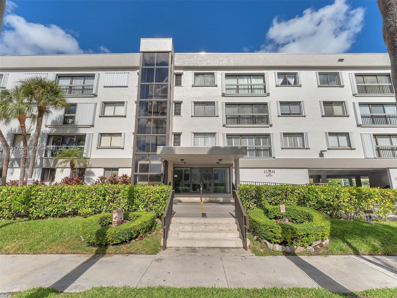 Condo for Rent in Key Biscayne, FL