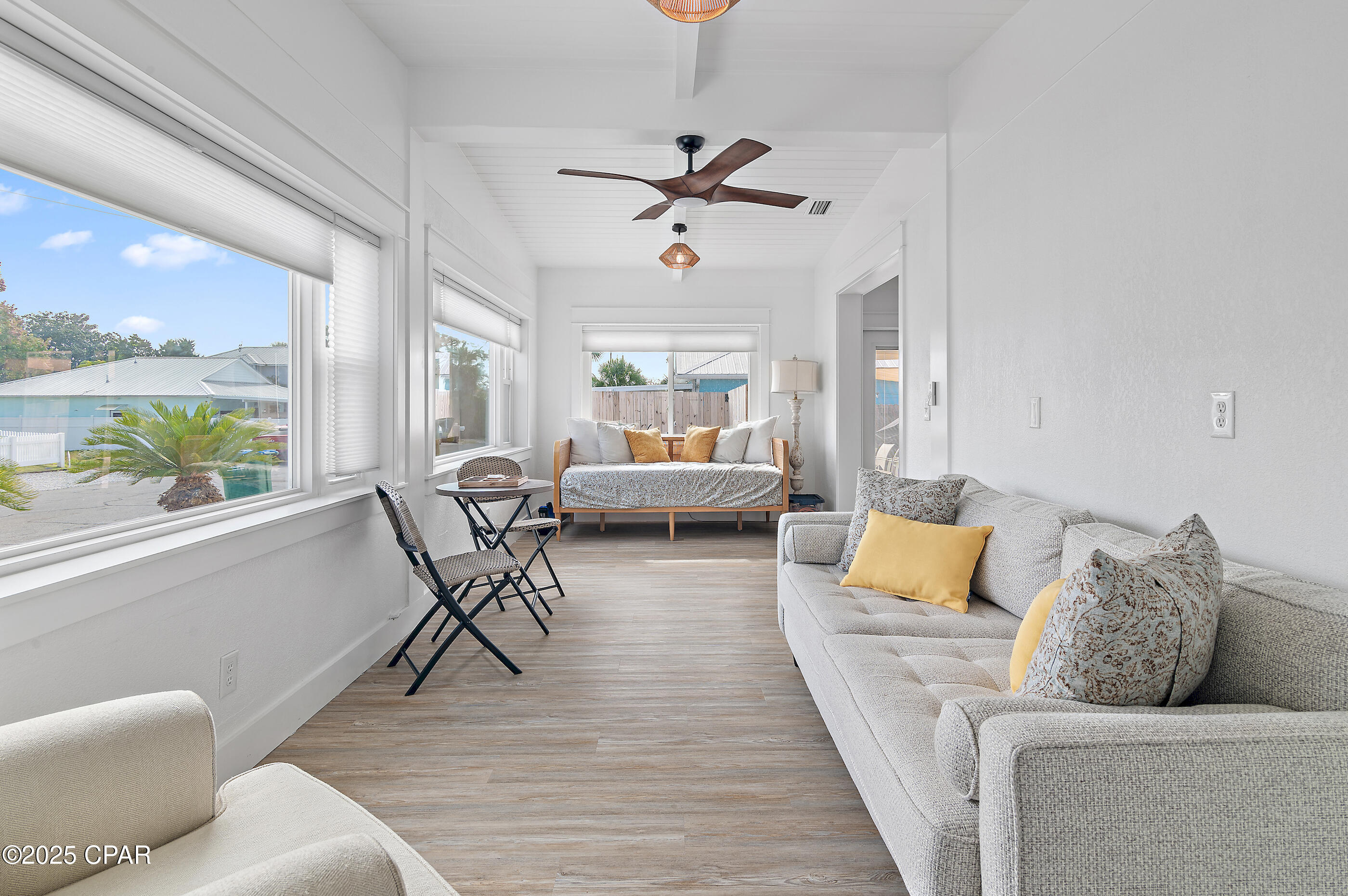 Image 11 For 325 Coronado Place