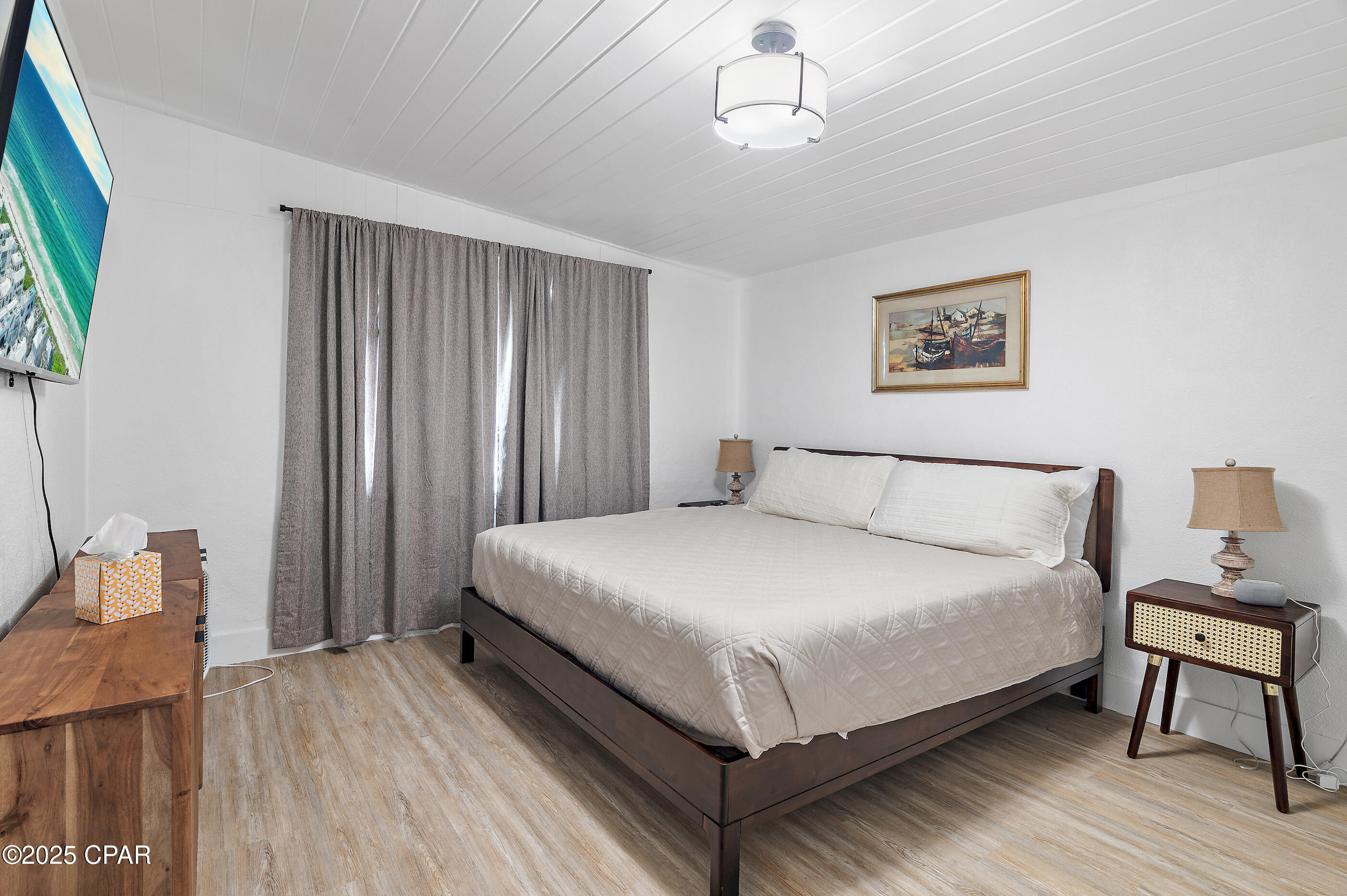 Image 14 For 325 Coronado Place