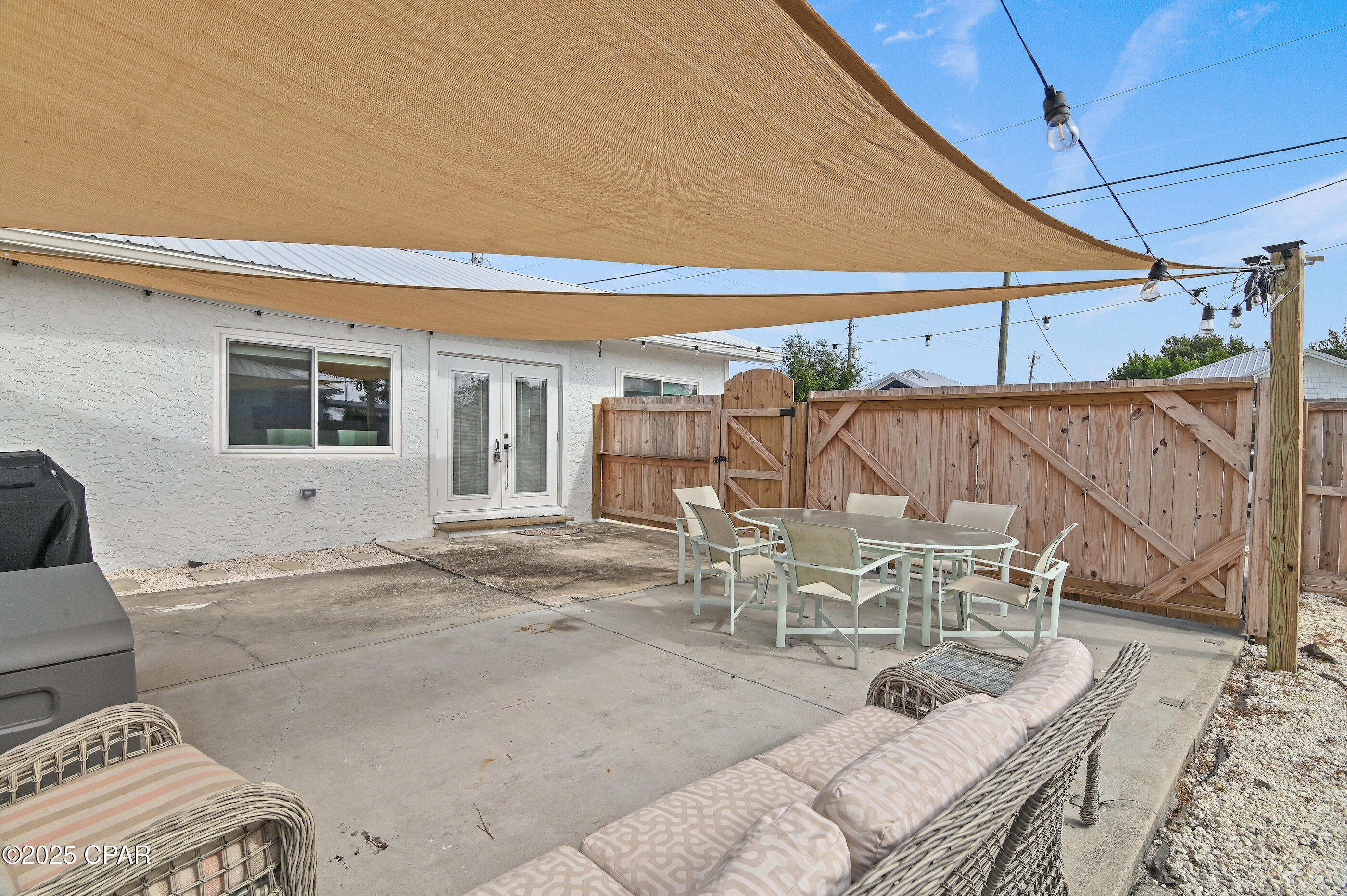 Image 23 For 325 Coronado Place