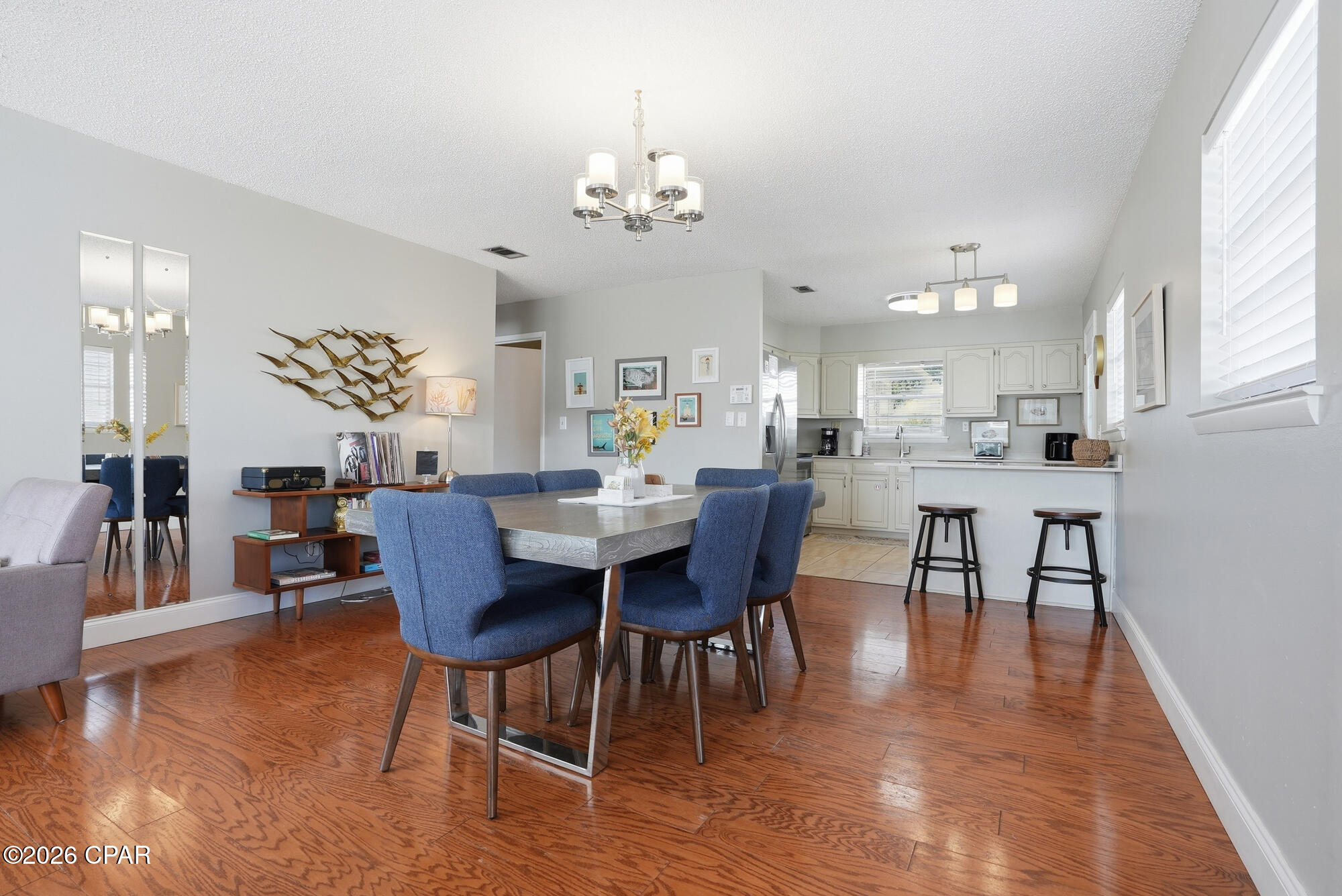 Image 10 For 323 Kelly Street