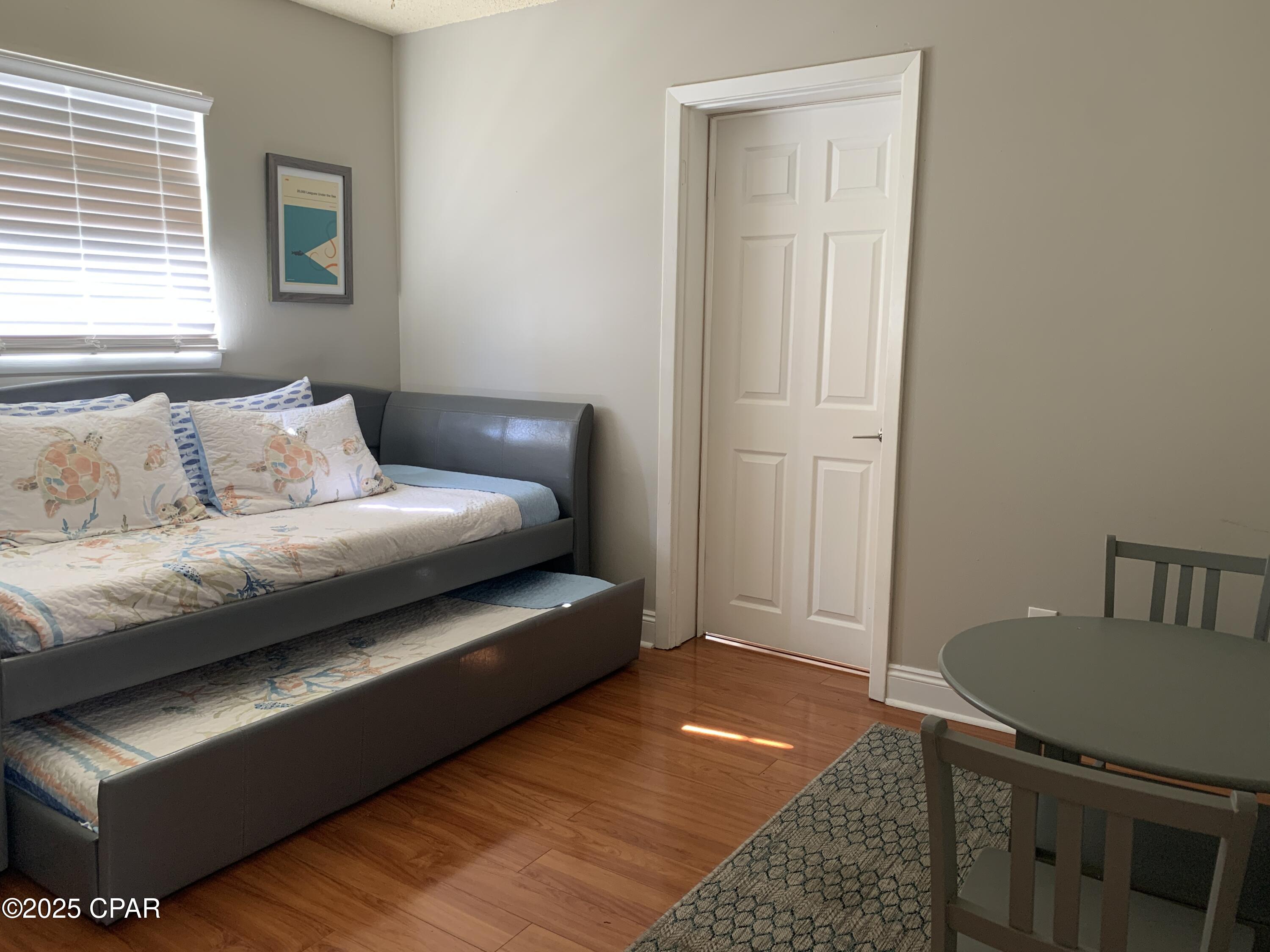 Image 25 For 323 Kelly Street