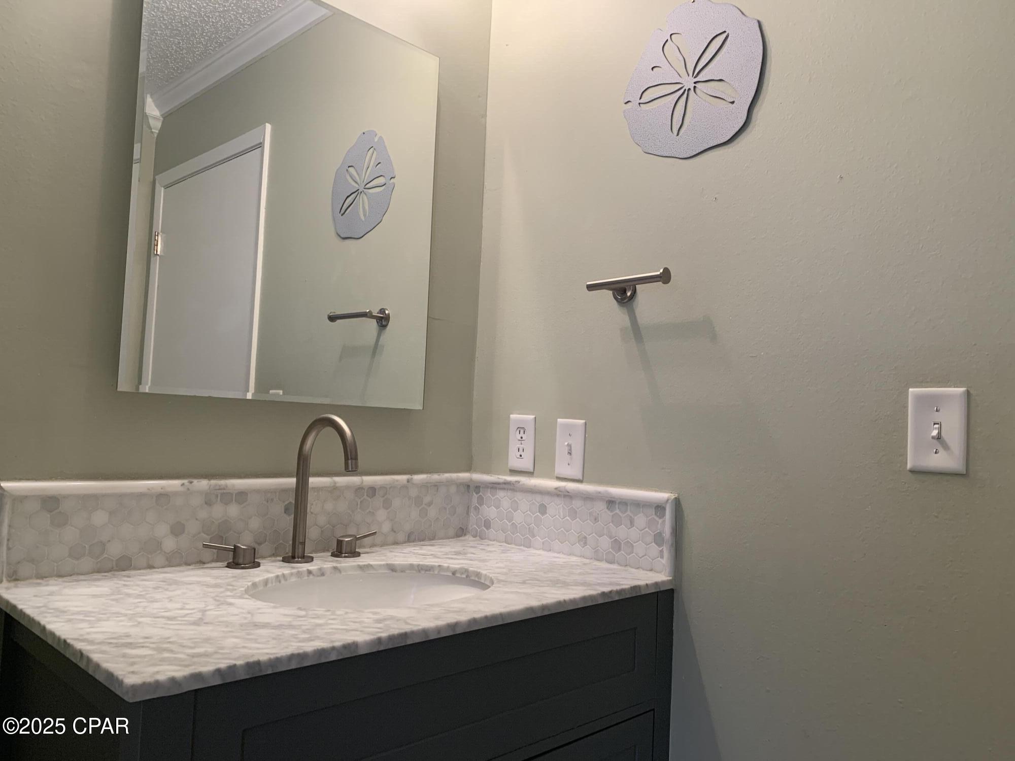 Image 31 For 323 Kelly Street