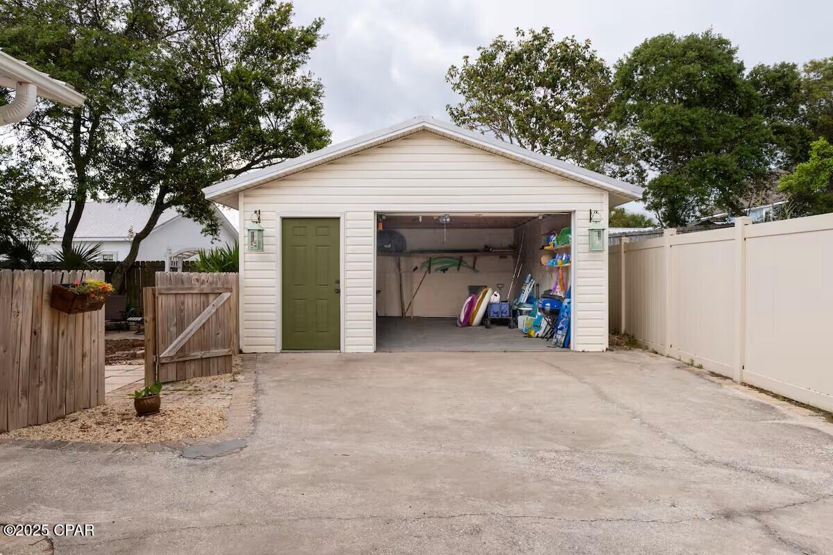 Image 48 For 323 Kelly Street