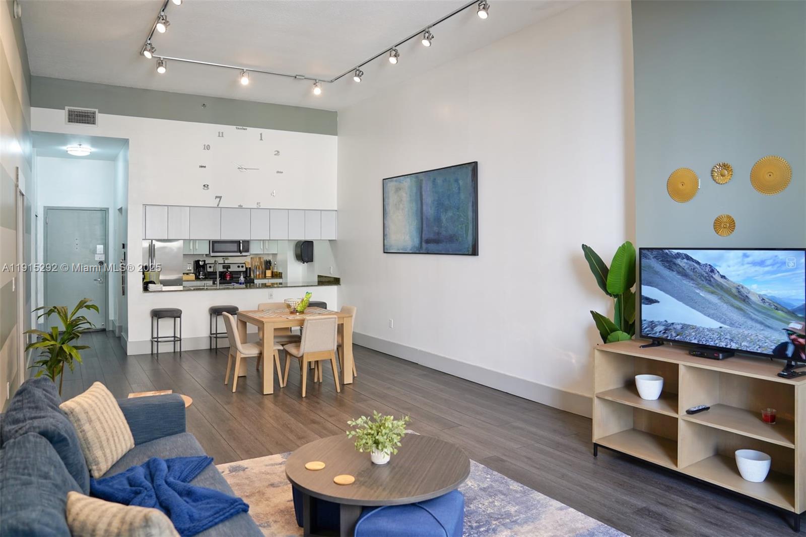 Apartamento à Venda em Miami, FL