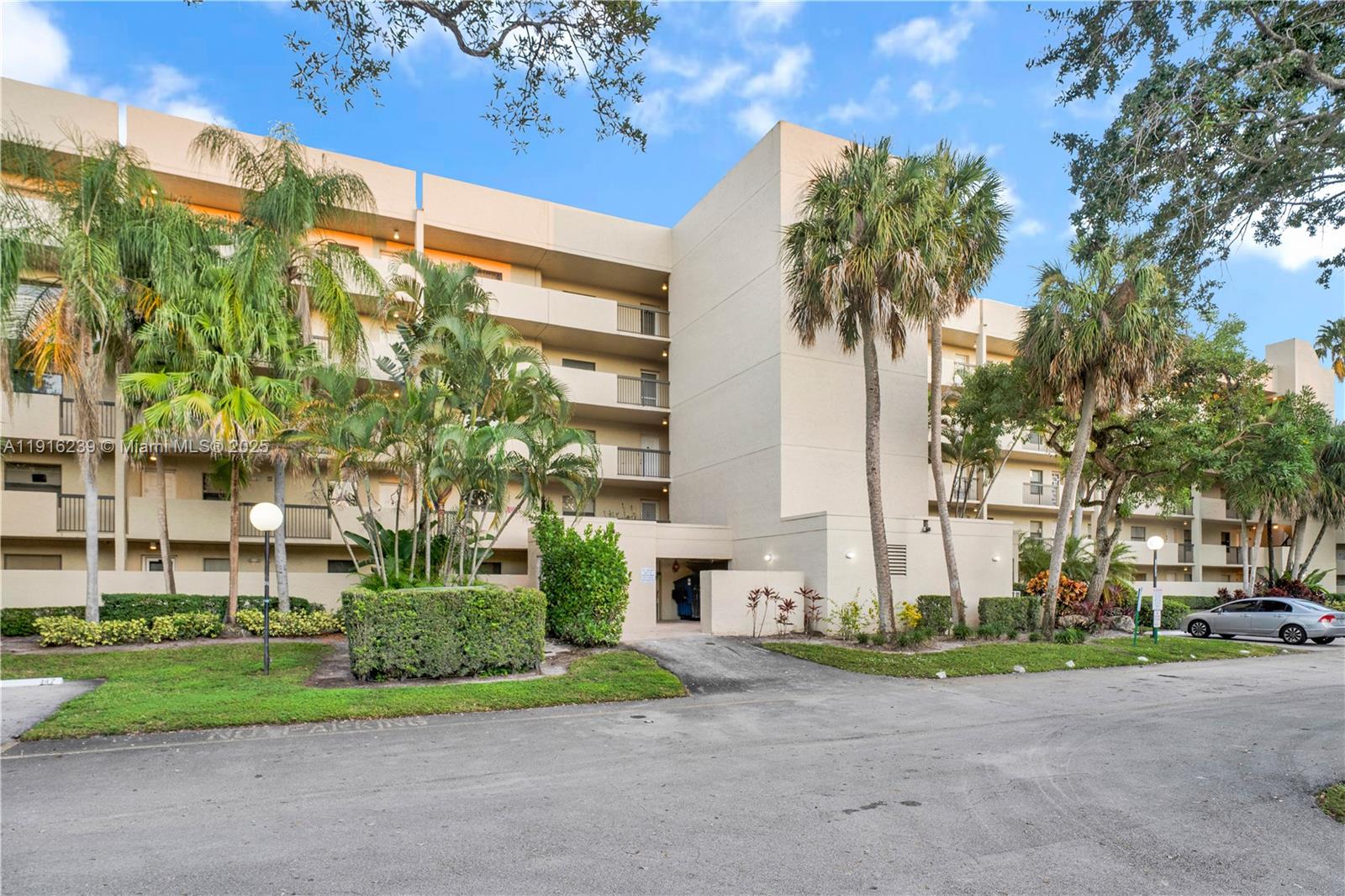 Tradewinds C Condo