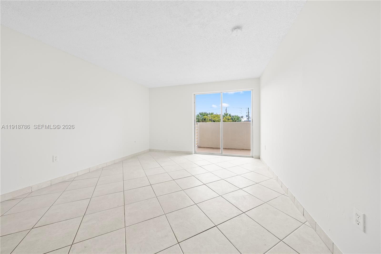 Elegant master bedroom retreat at 1975 Normandy Dr - Condo in Miami Beach