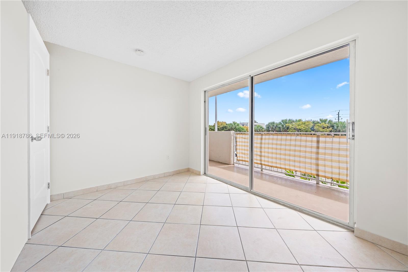 Bonus room and amenities at 1975 Normandy Dr - Condo in Miami Beach