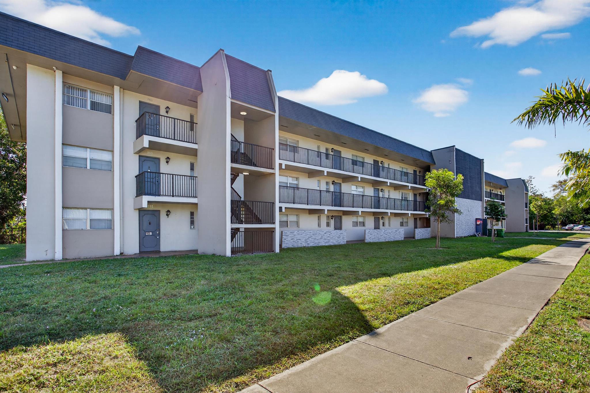 Versailles Gardens Condo