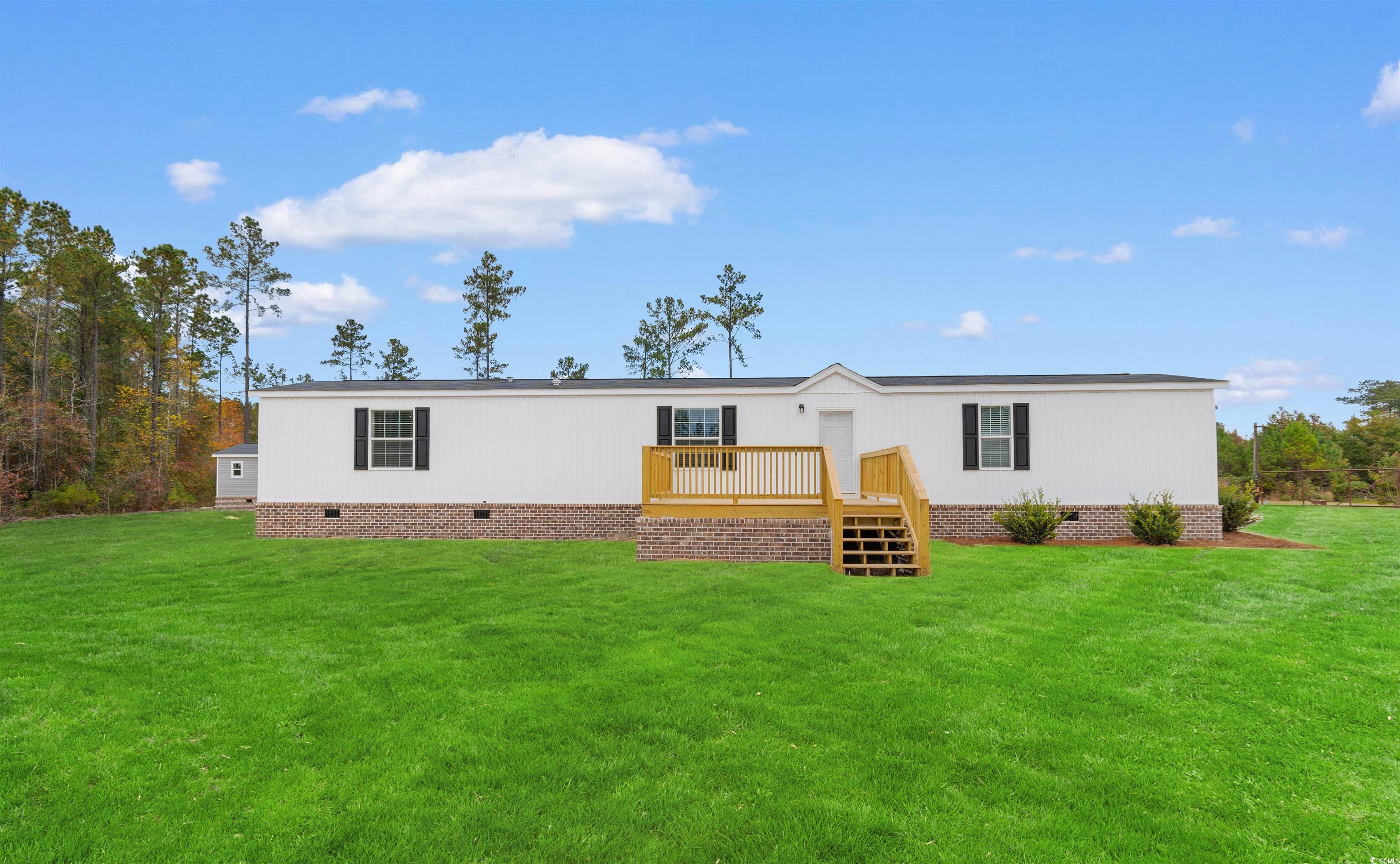 121 Feather Dr Georgetown, SC 29440