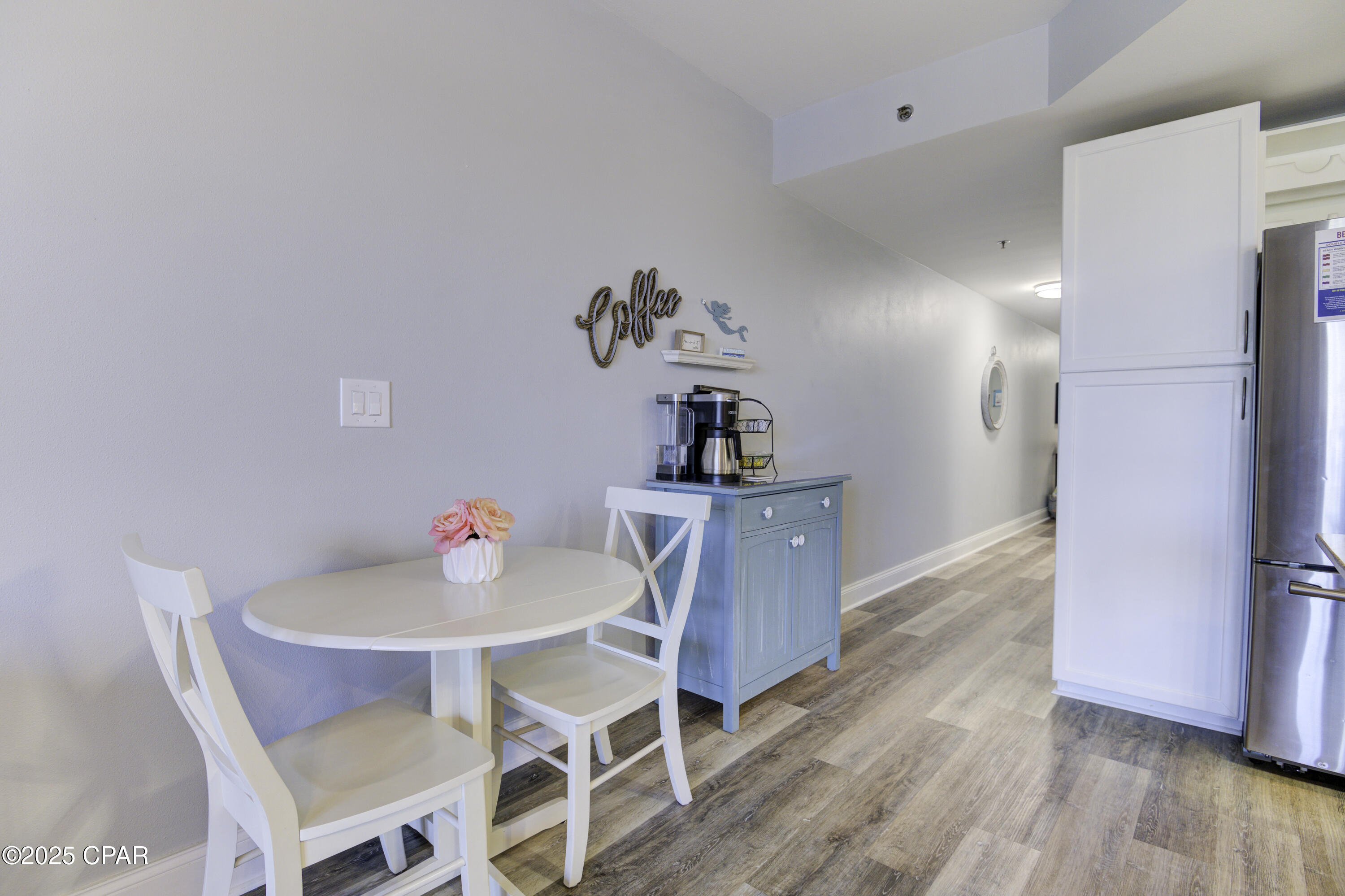 Image 11 For 9860 Thomas Drive 204