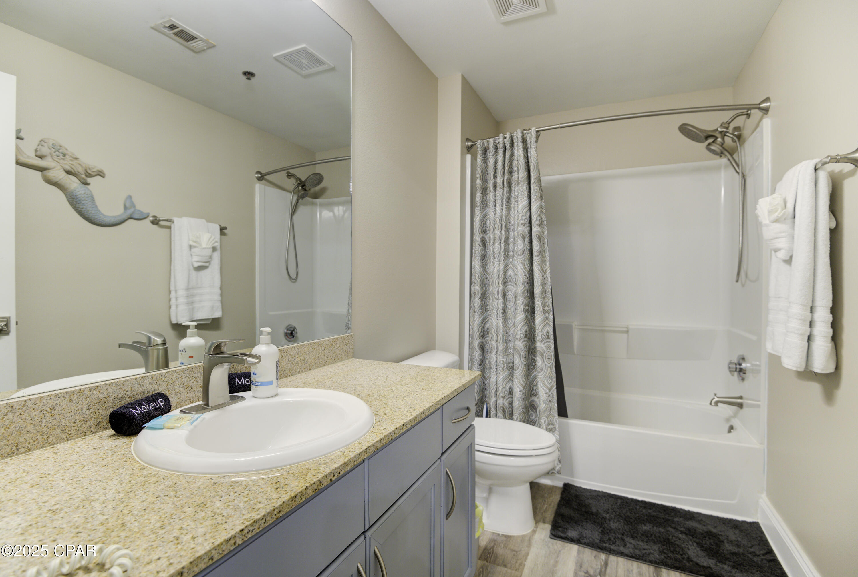 Image 20 For 9860 Thomas Drive 204