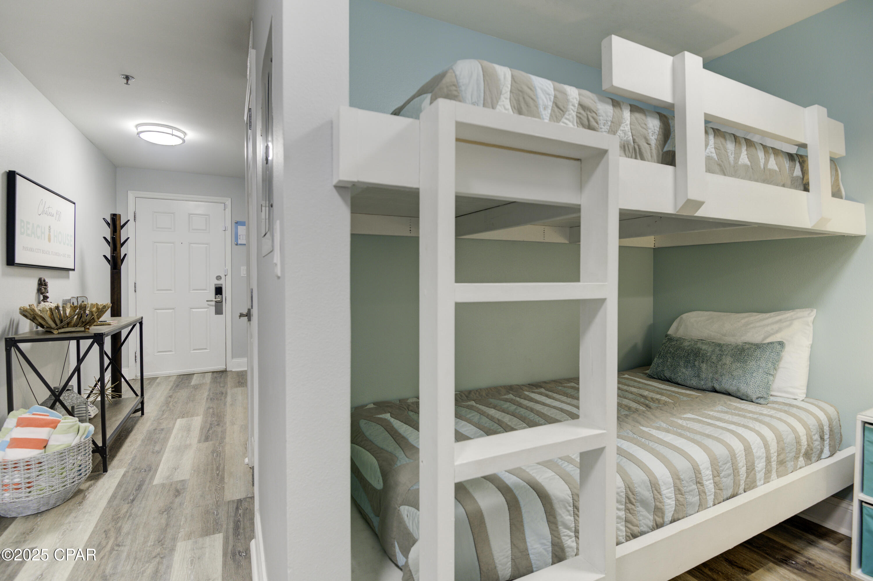 Image 23 For 9860 Thomas Drive 204