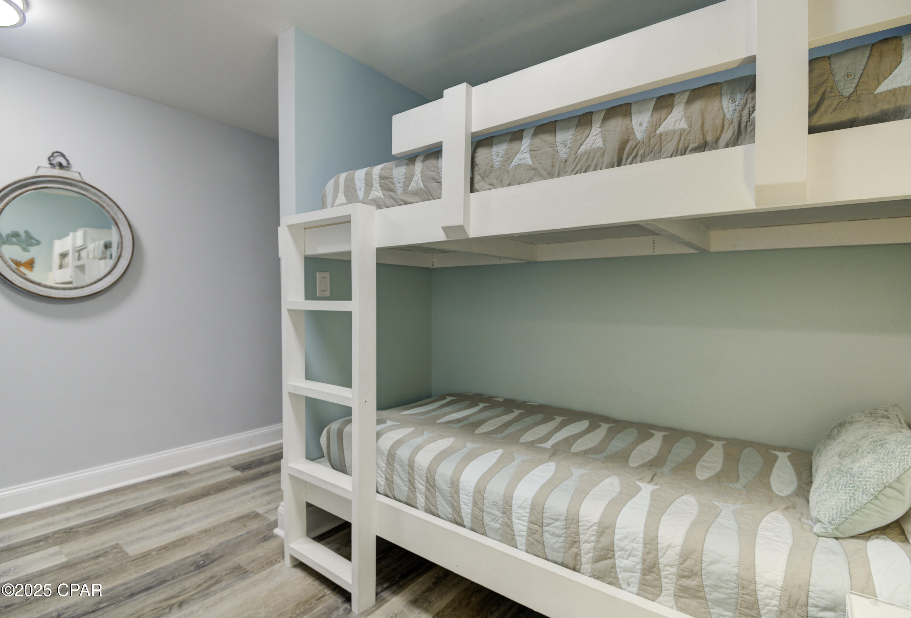 Image 25 For 9860 Thomas Drive 204