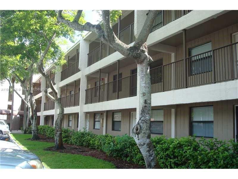 Ramblewood Court
