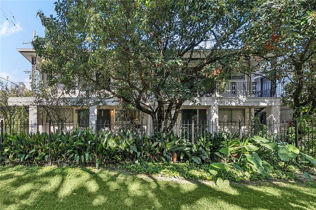 Homes for sale in New Orleans, LA | 1921 Prytania St #J, New Orleans, LA 70130 | MLS# 2531829