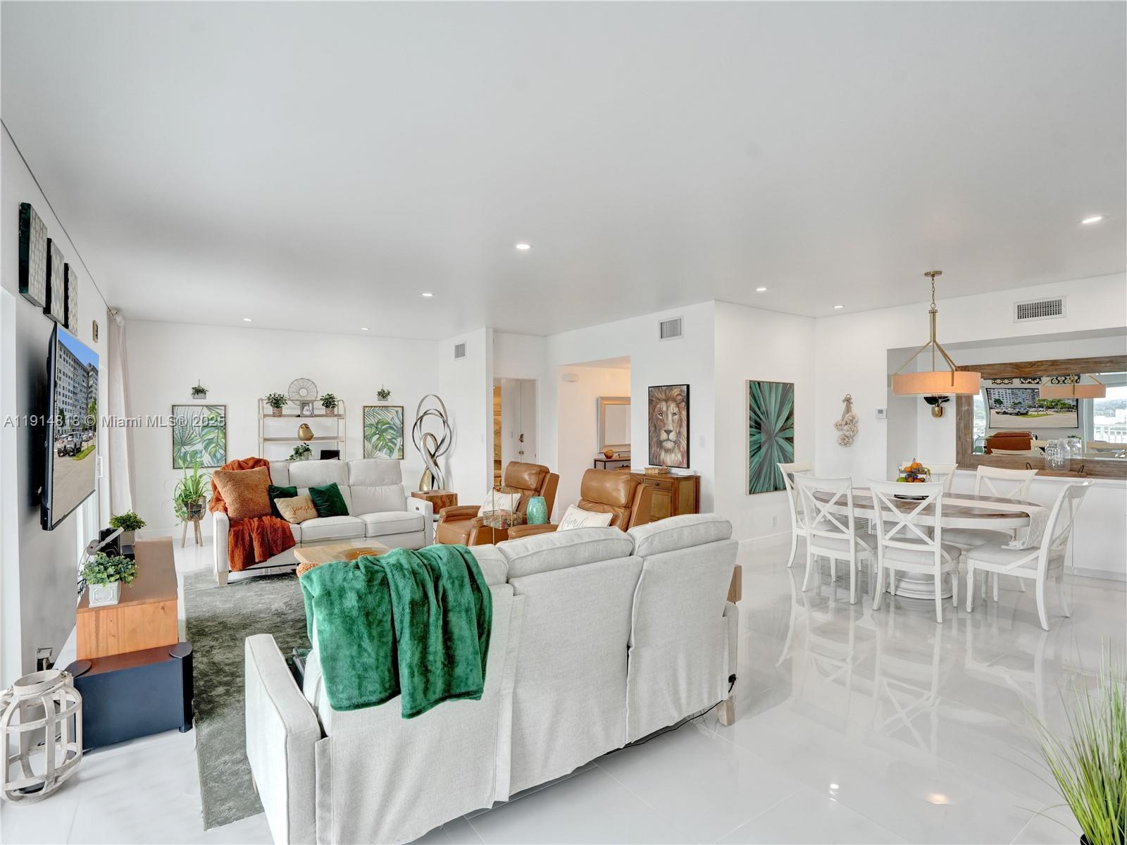 Hillcrest East No 25 Cond