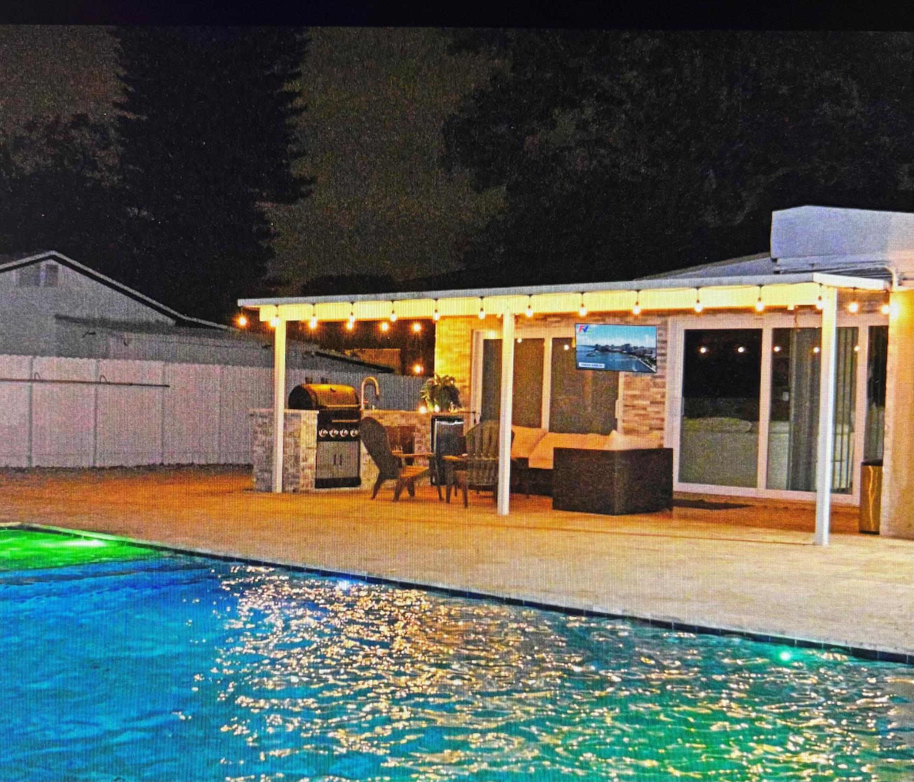 Palm Springs Village 5