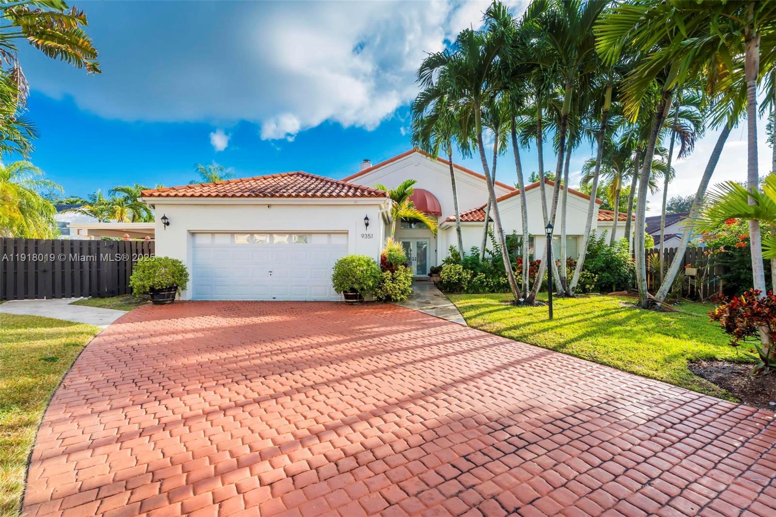 Poinciana At Kendall