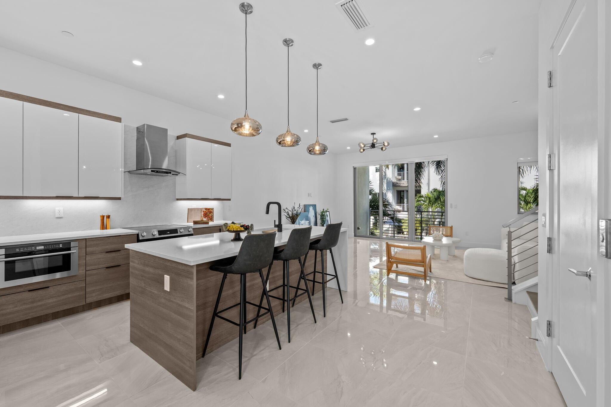 Spanish River Townhomes