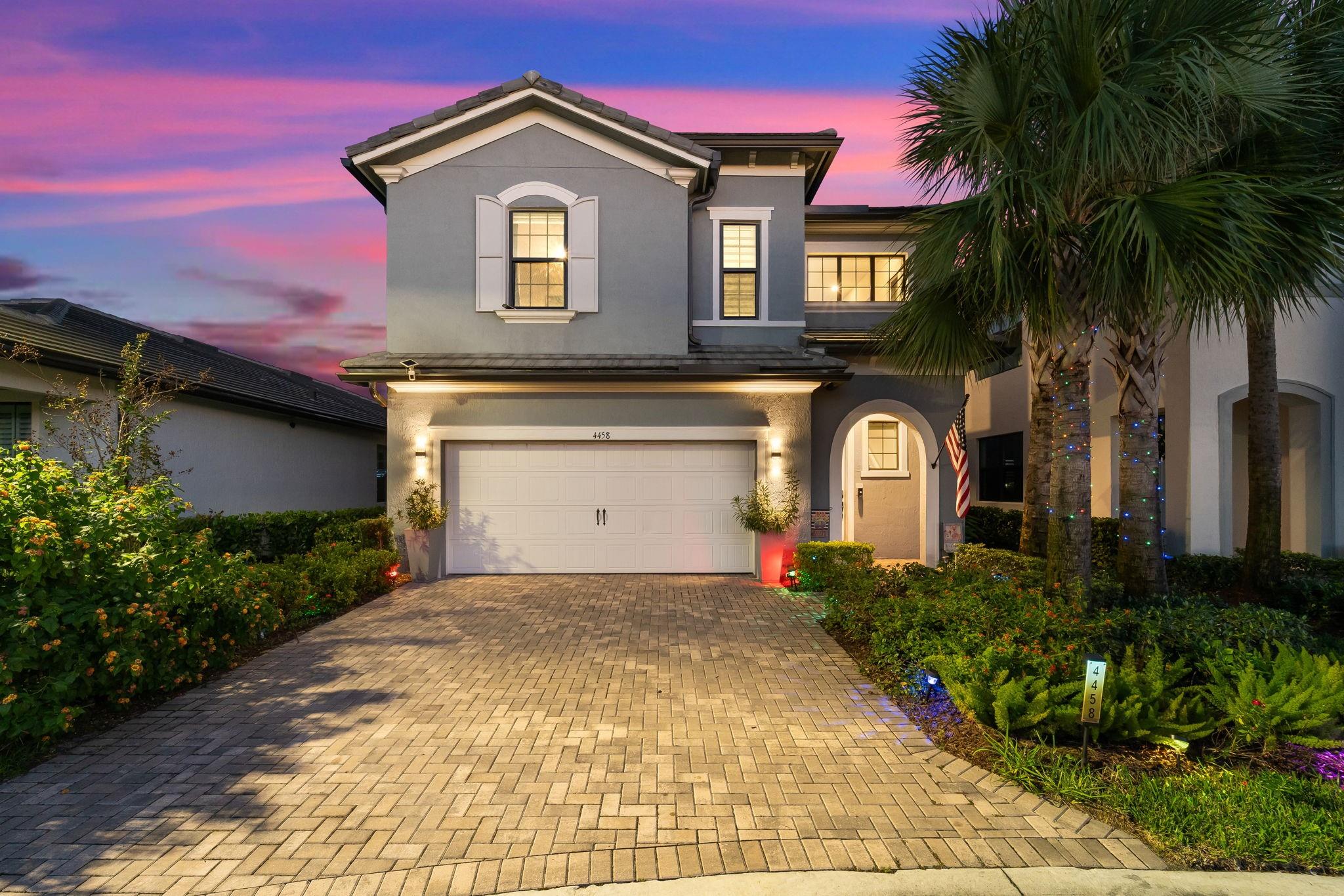 Oak Tree By Pulte Homes