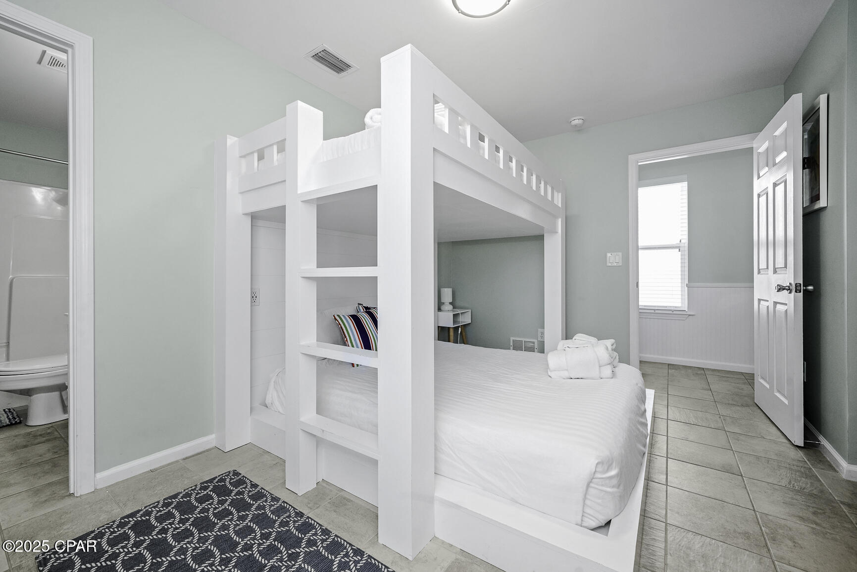 Image 4 For 6134 County Road 30a