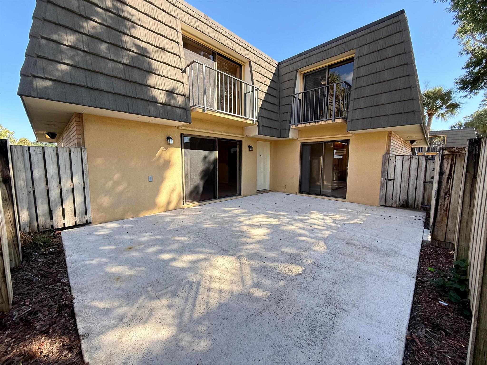 Village Of Sandalwood Lak