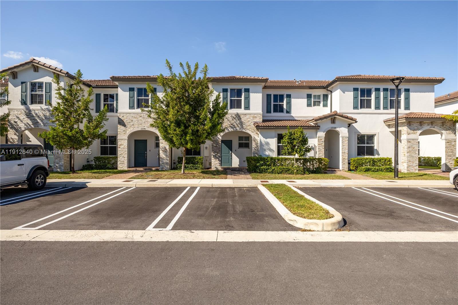 Westview Gardens Apartmen