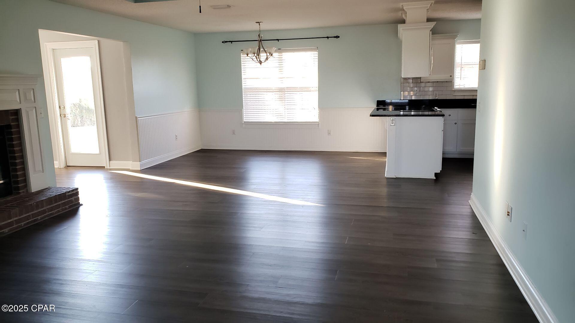 Image 2 For 1905 Rhett Place