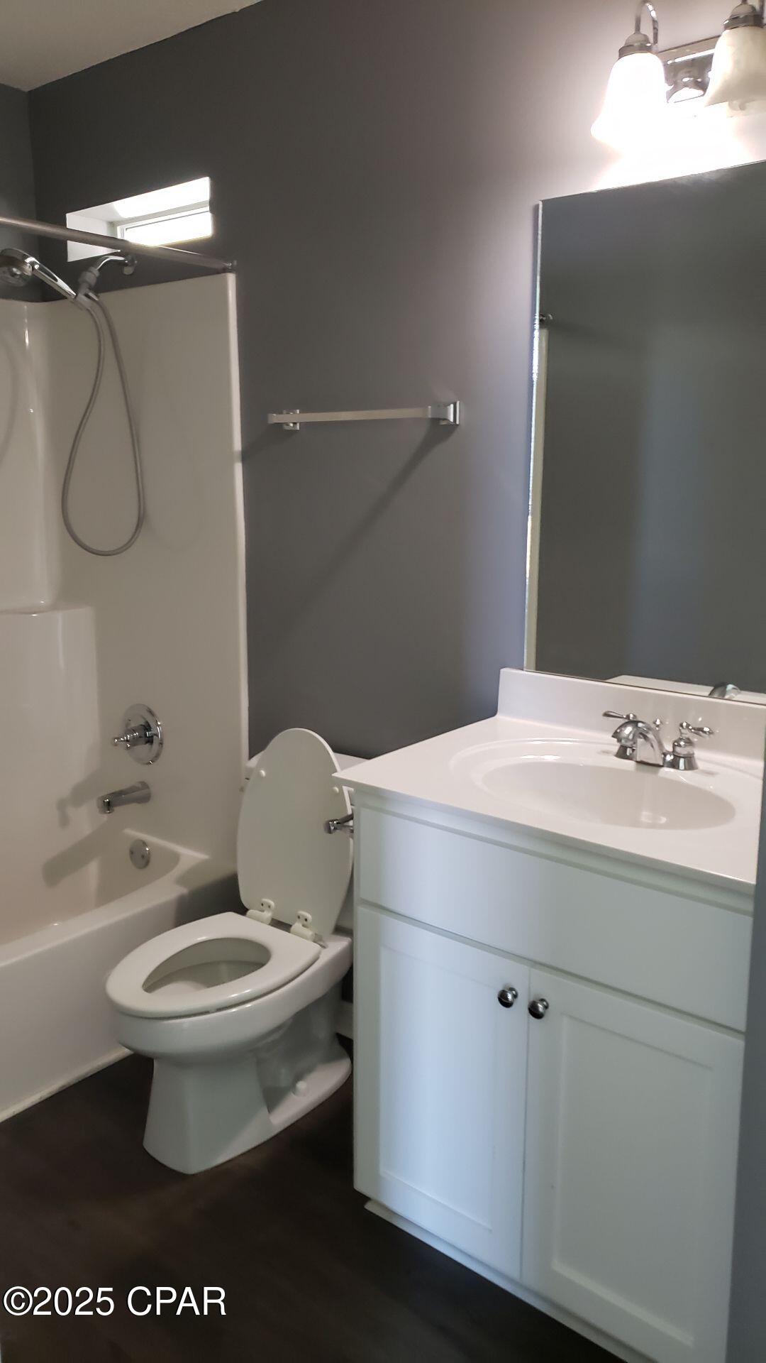 Image 7 For 1905 Rhett Place