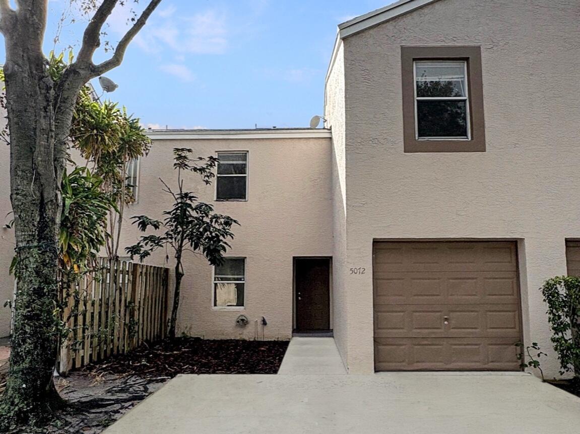 Pine Glen At Abbey Park 1