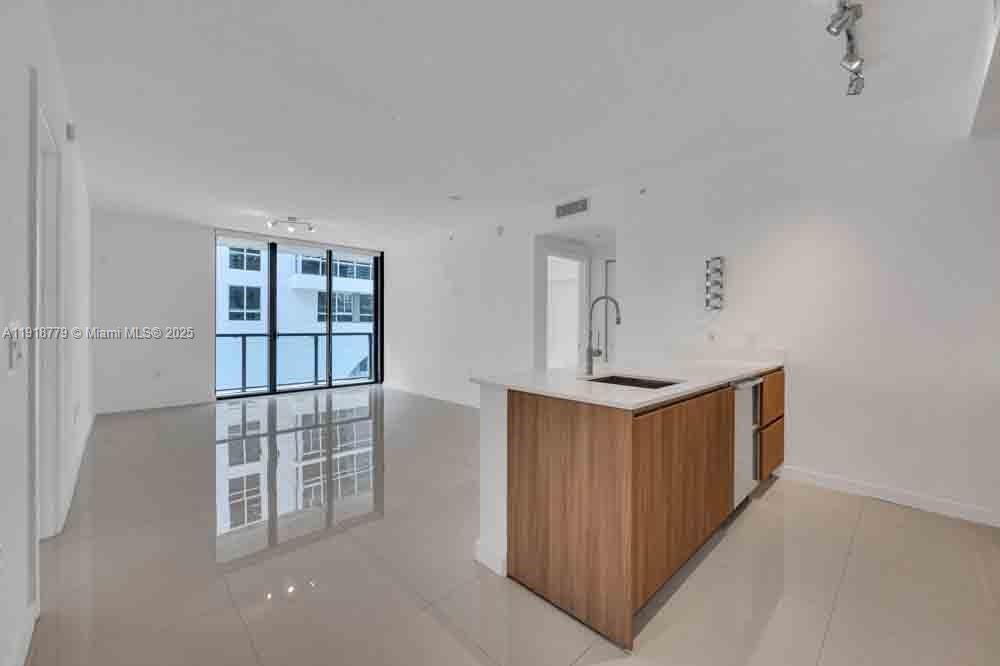 Cassa Brickell Condo